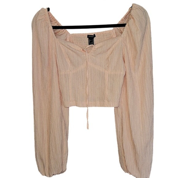 Forever 21 Tops - Forever 21 Peach Textured Balloon Sleeve Smocked‎ Back Tie Front Crop Top Small